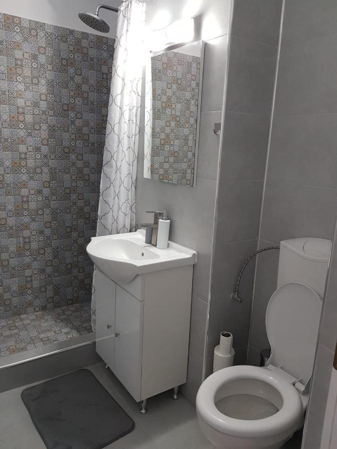 Ana Apartament Râmnicu Vâlcea Buitenkant foto